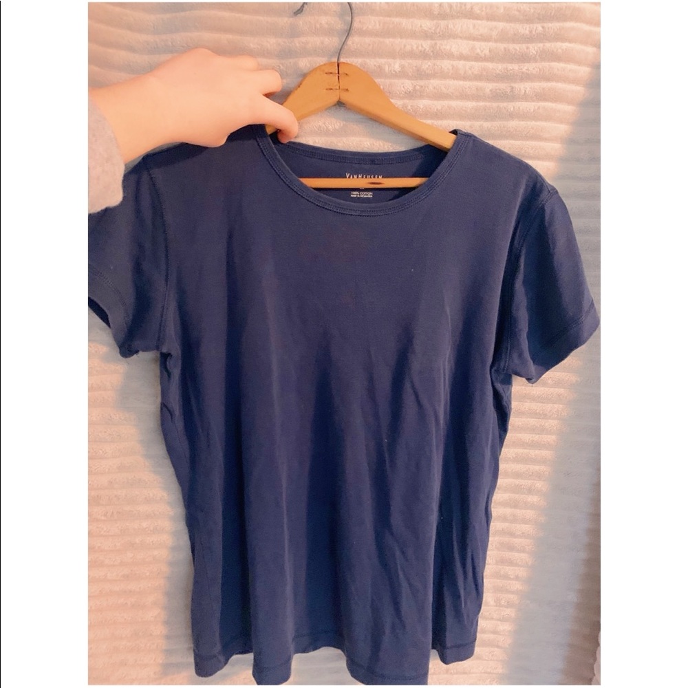 Blue fitted t-shirt- adorable for layering